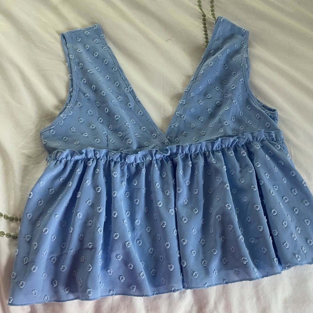 Blue textured dot tank